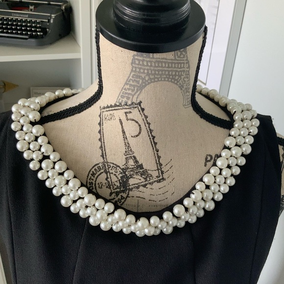 KARL LAGERFELD PARIS Pearl Neckline Black Sleeveless Dress Size 10 BRAND NEW - Picture 4 of 12